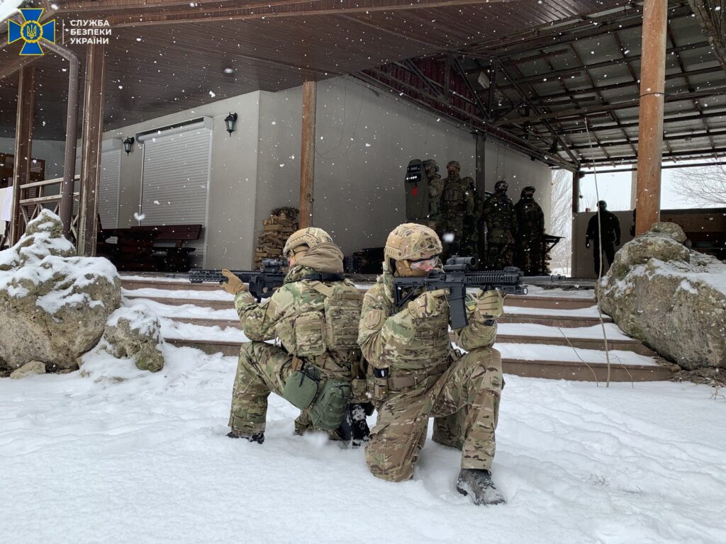 На Дніпропетровщині СБУ провела антитерористичні навчання на військових об’єктах