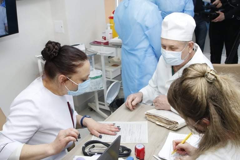 1048 медиків Дніпропетровщини отримали фінансову допомогу з обласного бюджету