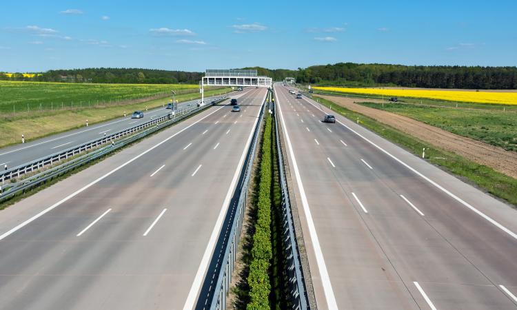 Укравтодор підписав меморандум щодо будівництва першого в Україні автобану
