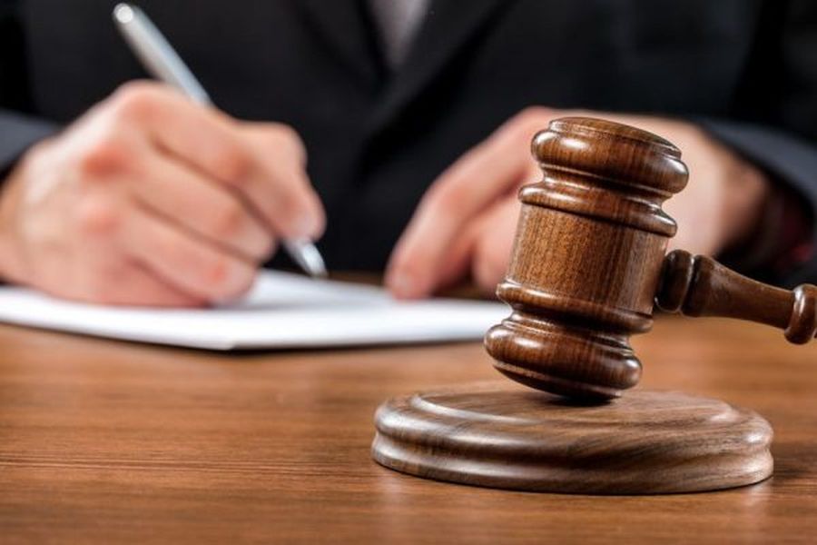 У Кривому Розі судитимуть екскерівника держпідприємства за зловживання службовим становищем