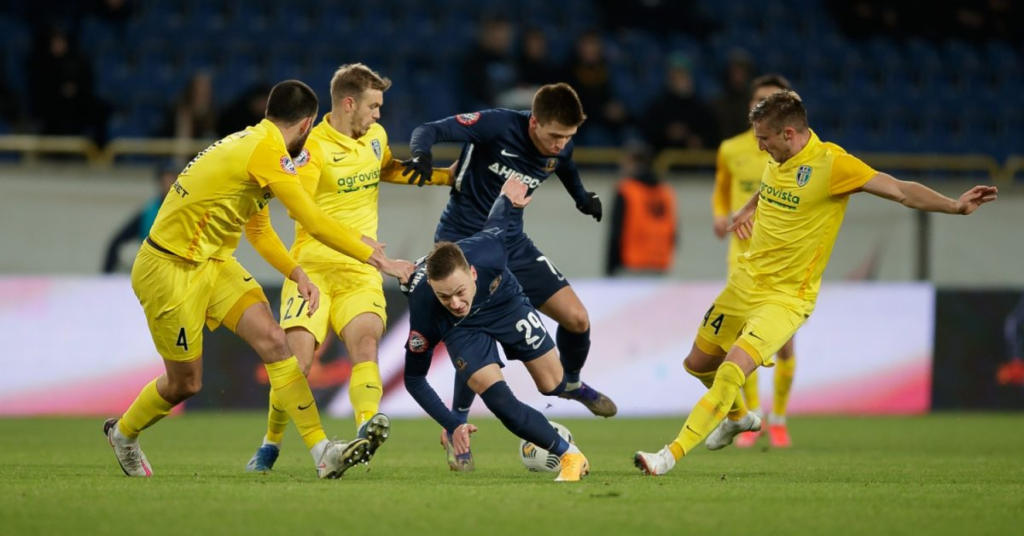 СК “Дніпро-1” вилетів з кубку України з футболу