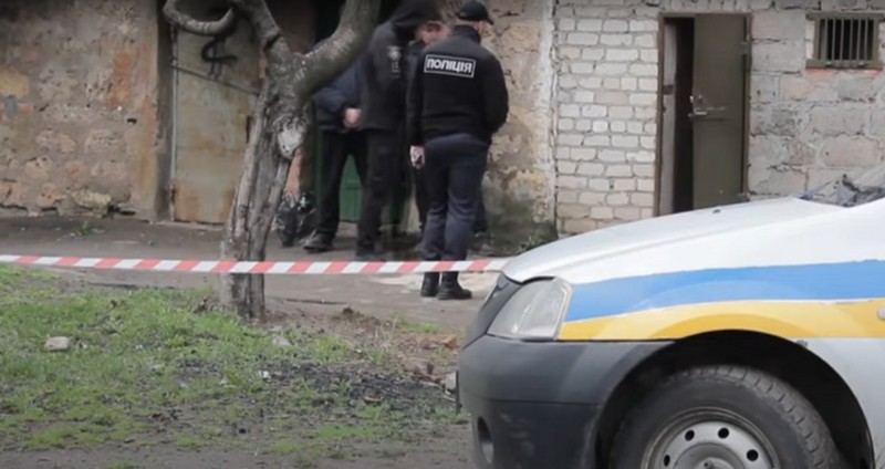 На Дніпропетровщині чоловік підірвав себе, розпилюючи лампово-фугасний снаряд