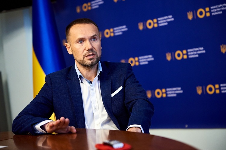 Україна витратить 1 мільярд на ноутбуки вчителям і засоби захисту в школи, – Шкарлет