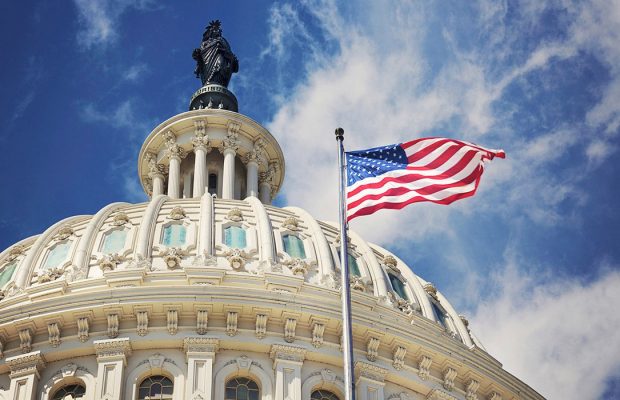 Держдеп США не радить американцям їхати в Україну