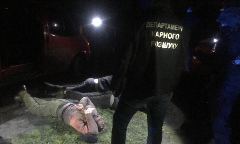 На Дніпропетровщині злочинне угрупування пограбувало стратегічний об’єкт на 7 млн грн (фото/відео)