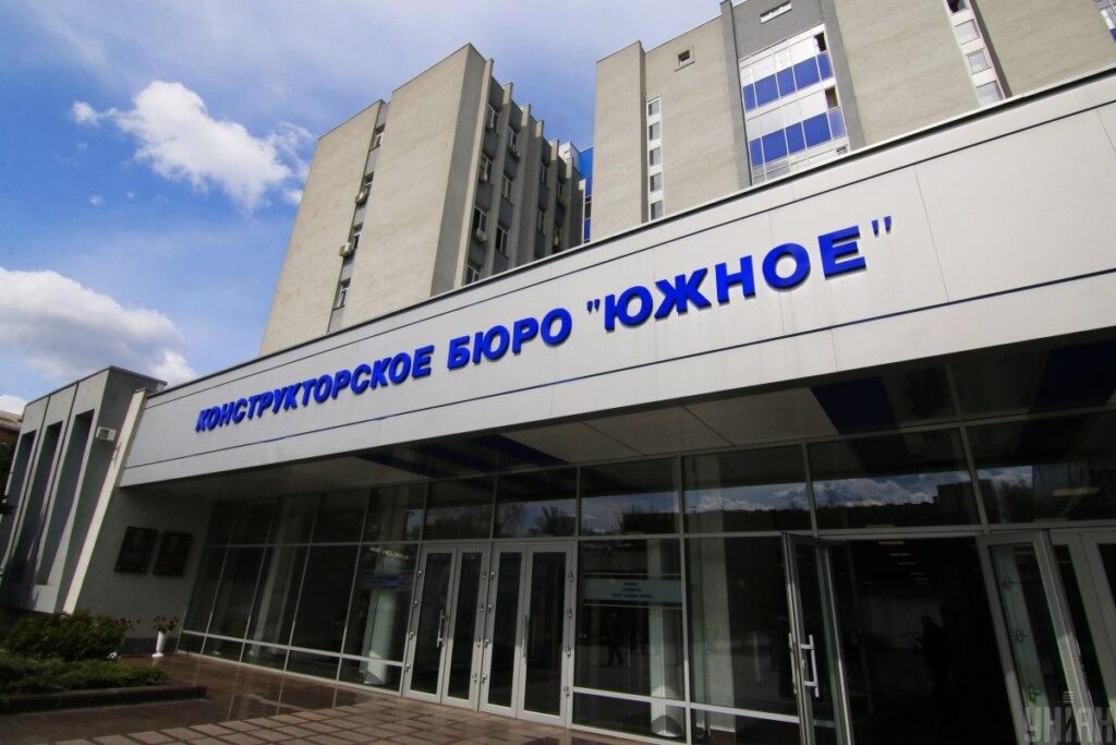 Працівники КБ “Південне” поділилися космічними планами