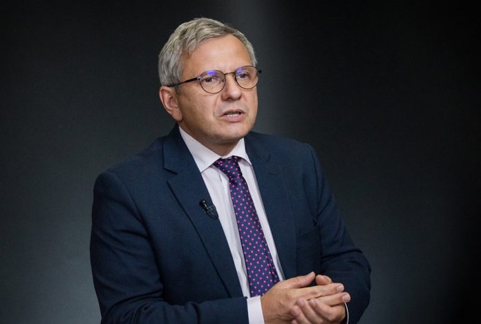 Олег Устенко: Якби не олігархи, ВВП України був би в межах 400 мільярдів доларів