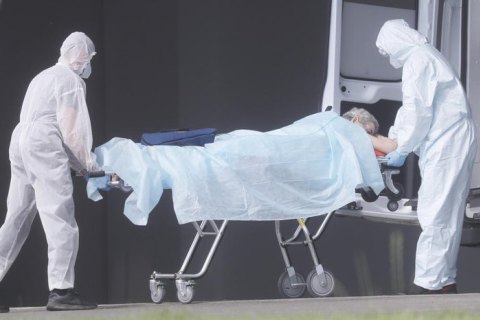 За минулу добу на Дніпропетровщині від ковіду померло 33 людини