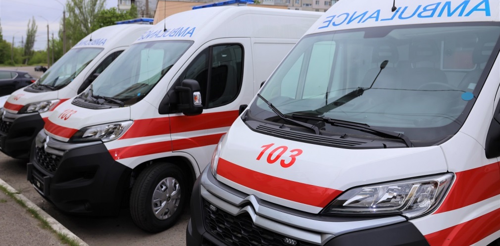 Дніпропетровський обласний центр екстреної меддопомоги отримав нові сучасні реанімобілі