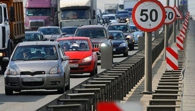 МВС хоче дозволити фіксувати порушення ПДР смартфонами