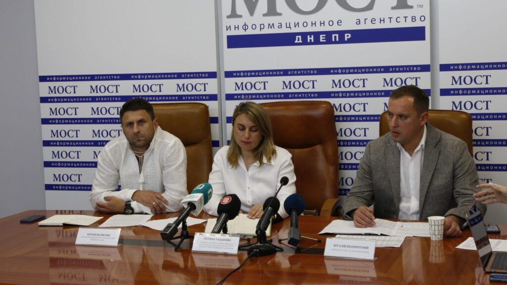На Дніпропетровщині відновлюють мережі водопостачання
