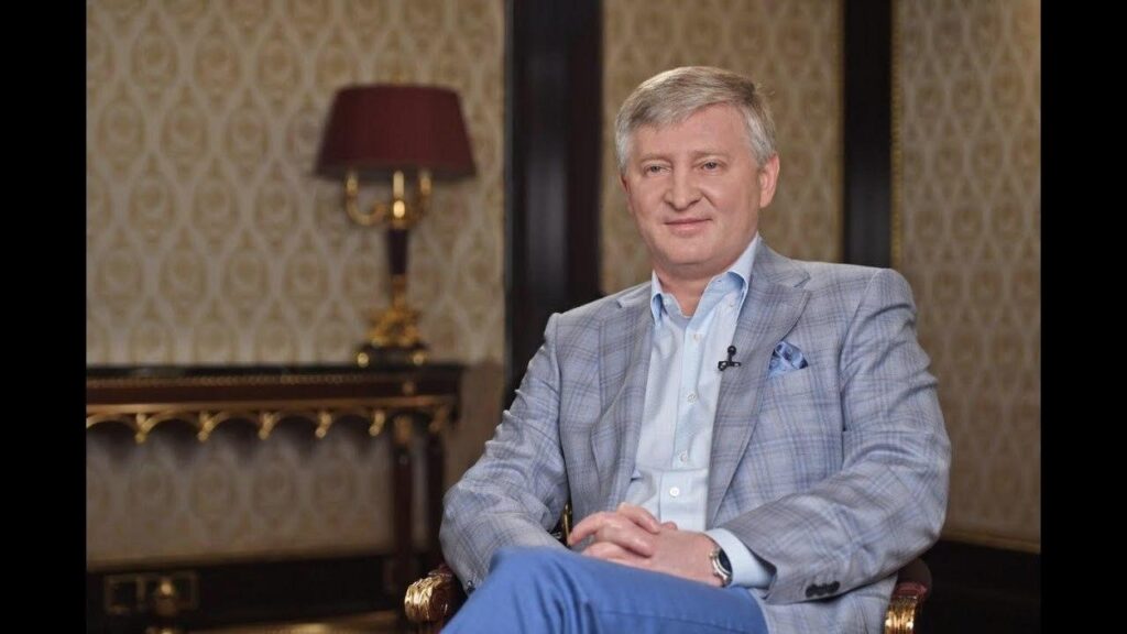 Ахметов заперечує, що збирається створити свою партію