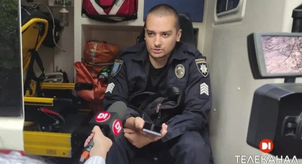 У Дніпрі троє співробітників поліції побили патрульного (відео)