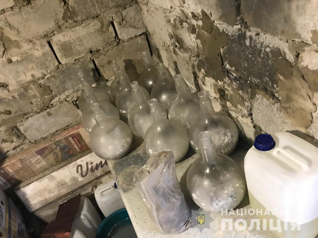 Поліція заарештувала нікопольчанина, який керував нарколабораторією