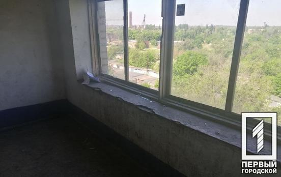 У Кривому Розі школяр розбився, випавши з вікна