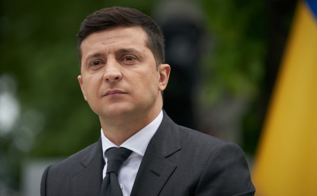 Зеленський підписав закон, що дозволяє ФОПам надавати готельні послуги