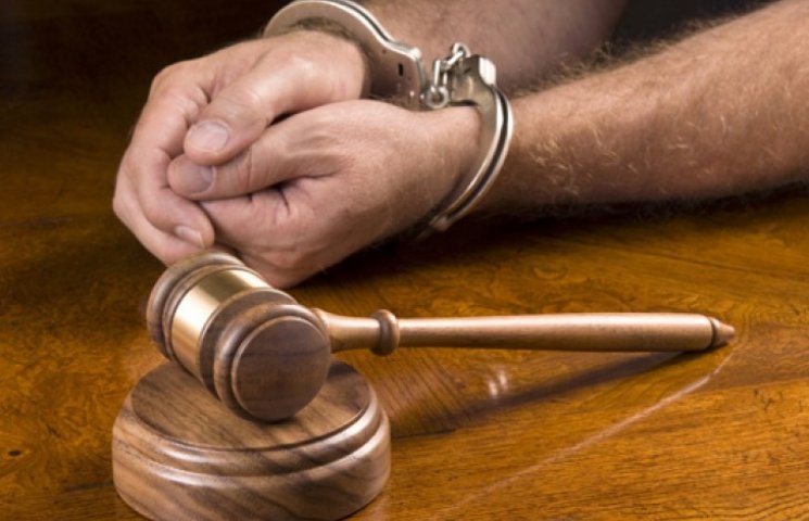 У Дніпрі чоловік за крадіжку 70 гривень опиниться за ґратами на 10 років