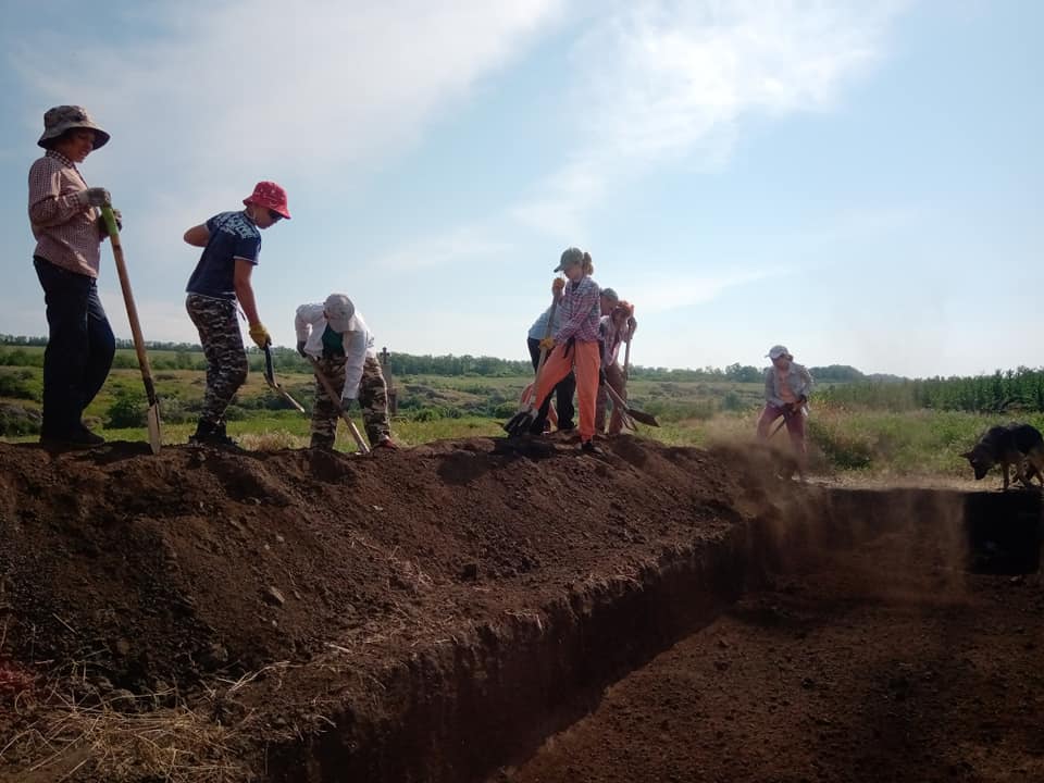 На Дніпропетровщині тривають дитячі археологічні розкопки