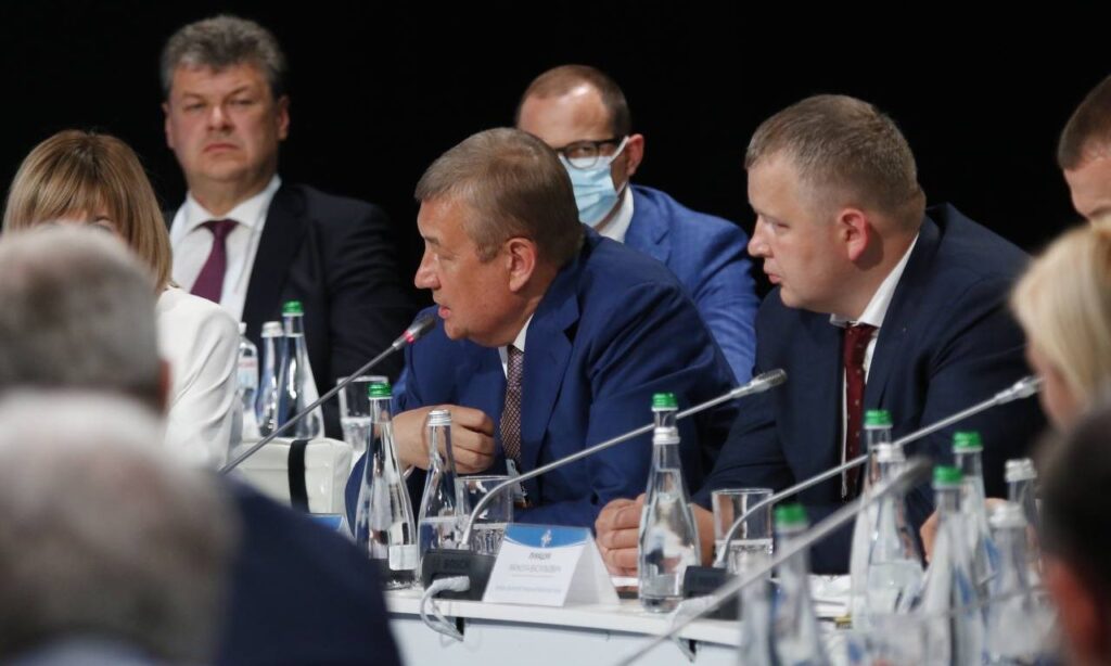 У Дніпрі зустрілися керівники всіх облдержадміністрацій та обласних рад країни
