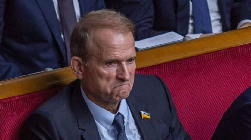 СБУ проводить обшуки у родичів Медведчука