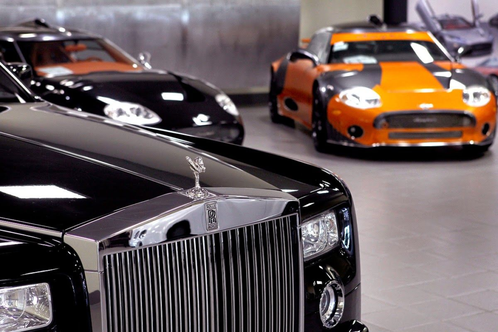 10 найдорожчих автівок депутатів Дніпровської міської ради (ФОТО)