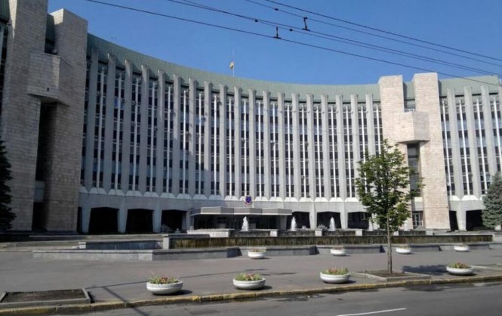 Які питання розгляне міська рада Дніпра на сьогоднішній сесії
