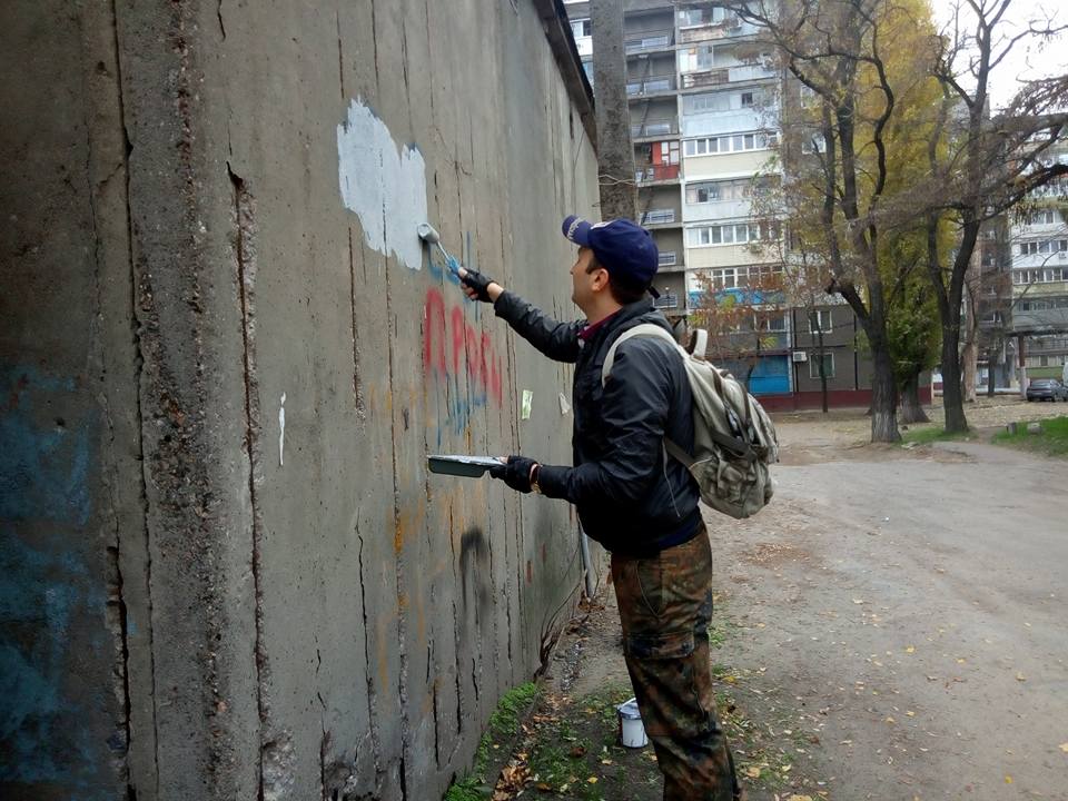 У Дніпрі посилять боротьбу з рекламою наркотиків
