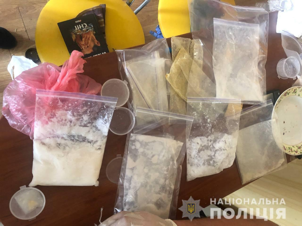 Криворіжанин володів наркотиками на суму понад 2,5 млн гривень