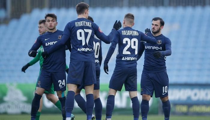 СК “Дніпро-1”  програв футбольному клубу з Нікополя