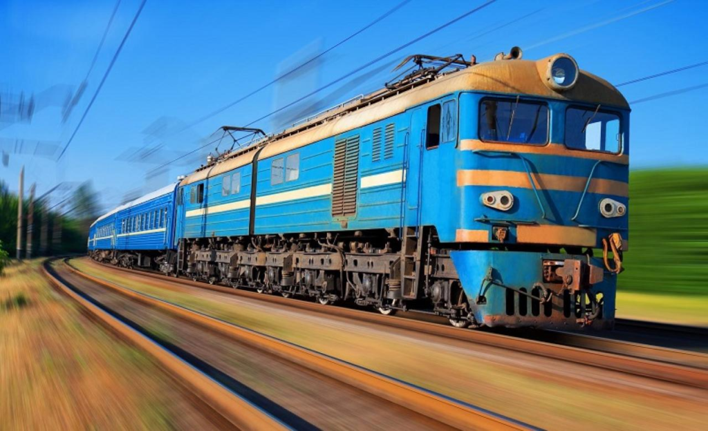 Залізничні рейси через Дніпро затримуються через ДТП на Полтавщині
