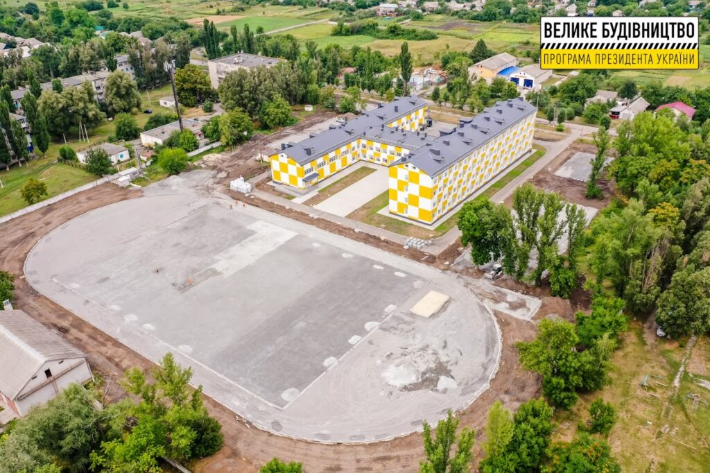 «Велике будівництво», оновлення електромереж, підготовка до опалювального сезону: публічний звіт Дніпропетровської ОДА