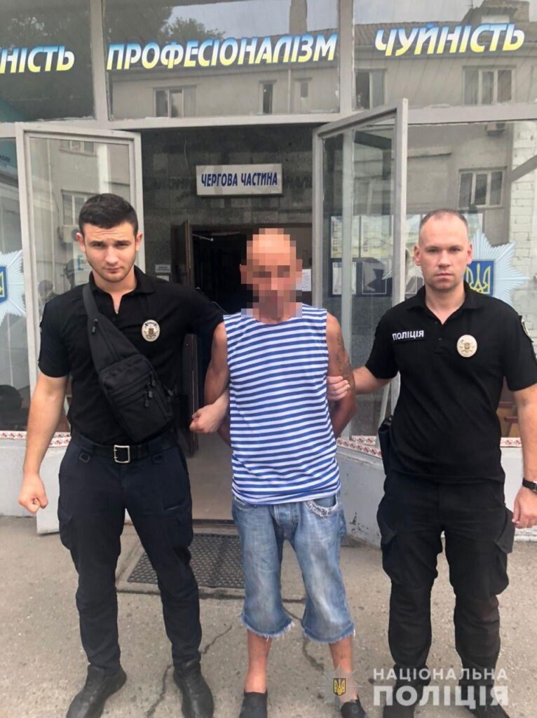 Поліцейські Дніпра не дали втекти вбивці, схопивши його на вокзалі