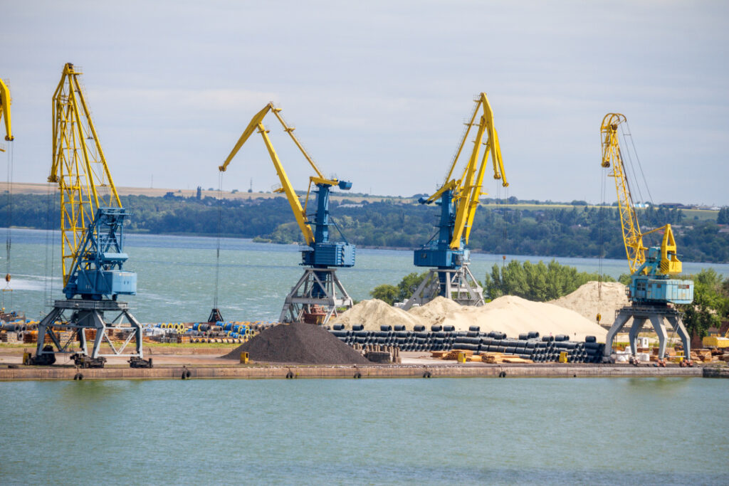 «Укррічфлот» повинен сплатити до бюджету Дніпра 76,8 млн грн