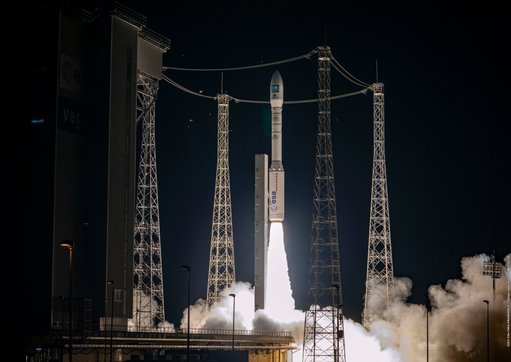 У Французькій Гвіані запустили ракету-носій Vega, двигун якої розроблено у Дніпрі