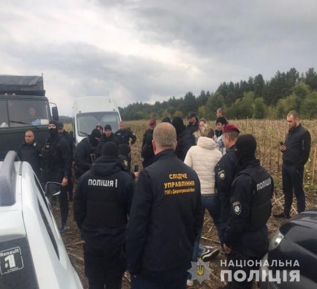 На Дніпропетровщині рейдери намагалися захопити врожай соняшнику