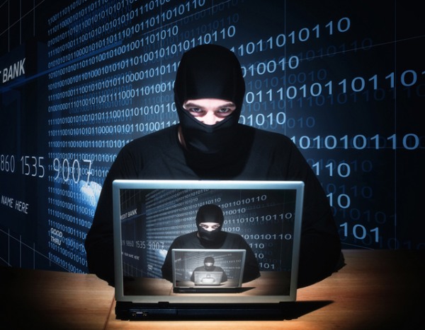 Facebook почав рекламувати фейкову сторінку газети «Лица»