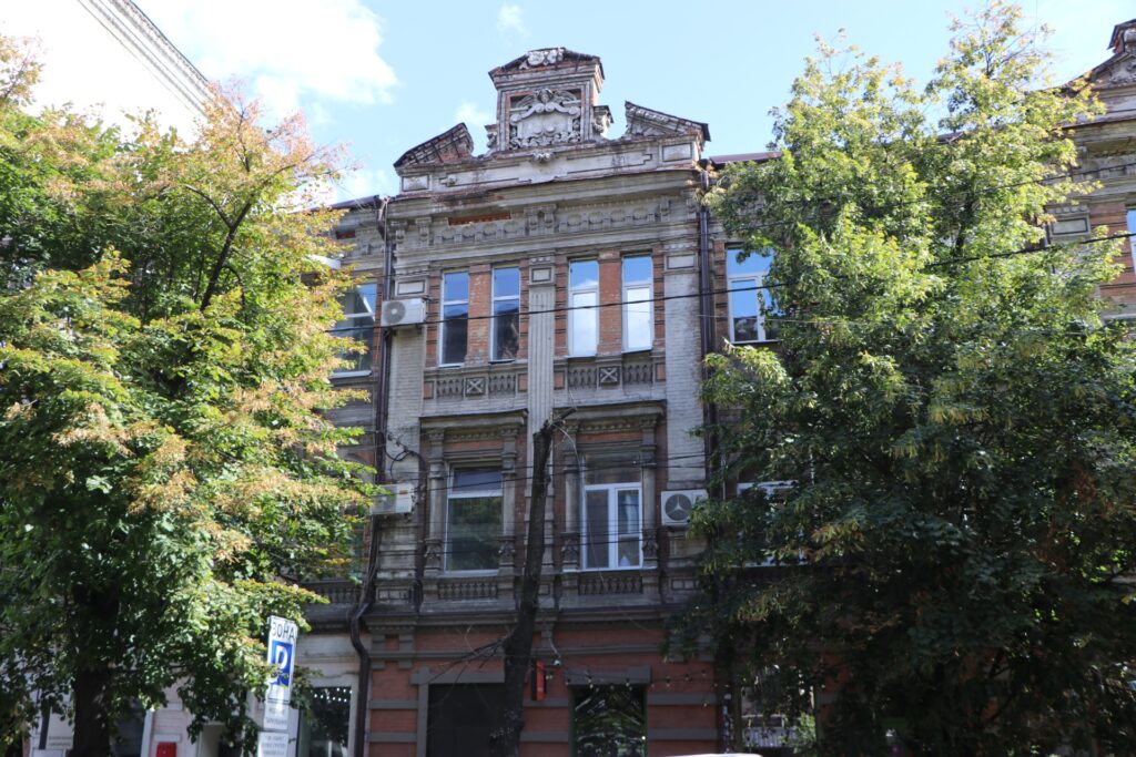 У Дніпрі реставрують історичний будинок, якому 125 років