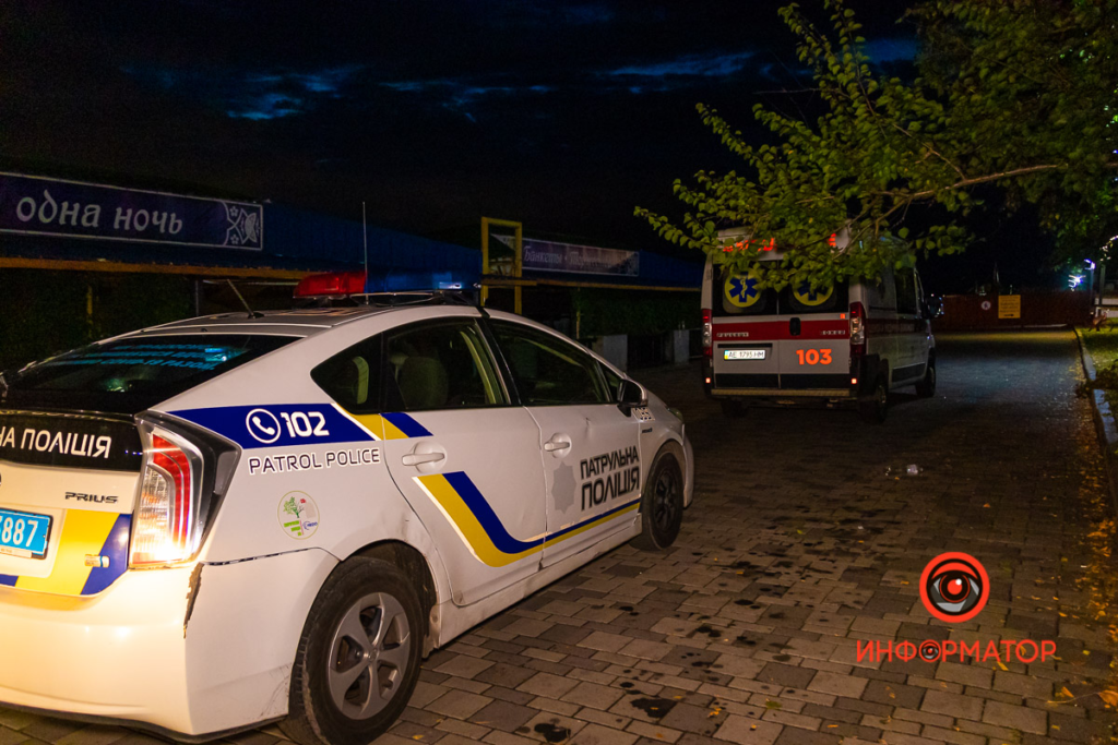 Спроба самогубства у Дніпрі: дівчина зістрибнула з Нового мосту