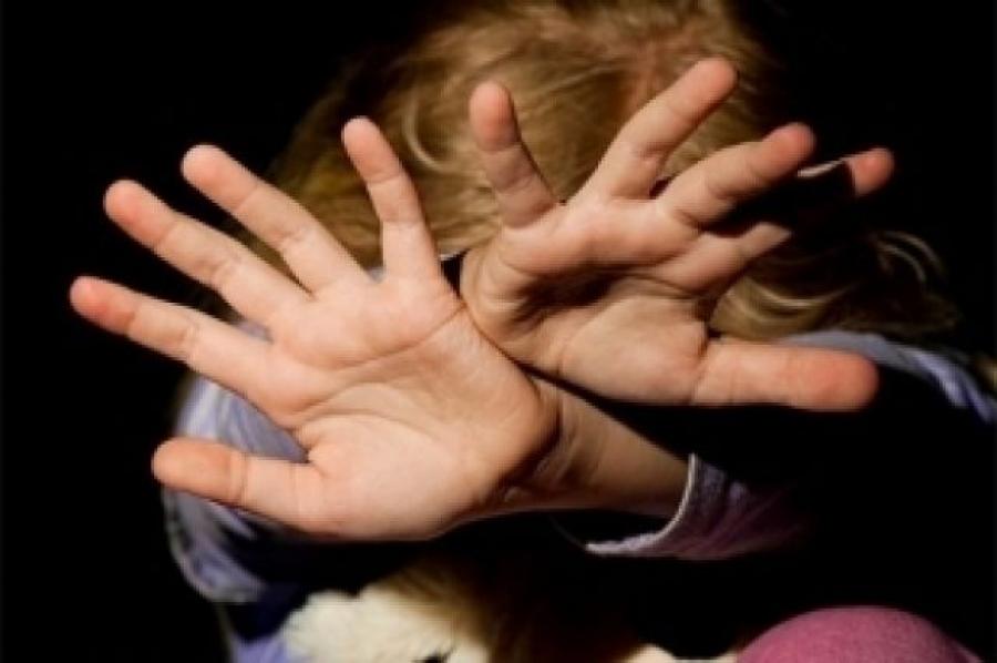 На Дніпропетровщині судитимуть жінку, яка побила свою доньку