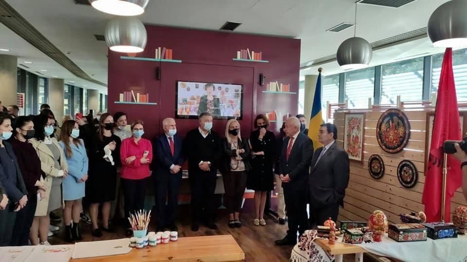 Виставка петриківського розпису відбулась у Албанії