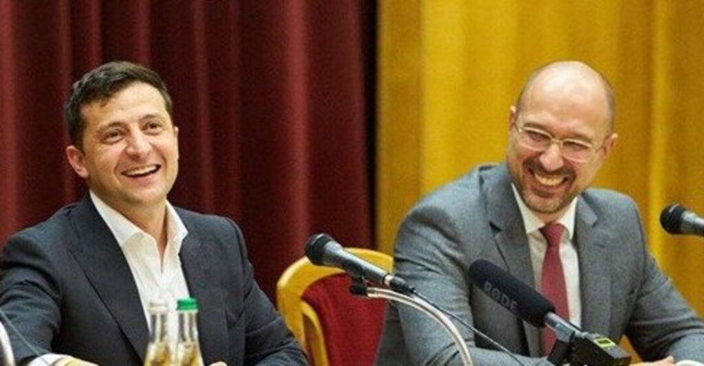 Шмигаль та Зеленський запевняють: вугілля та газу вистачить на зиму