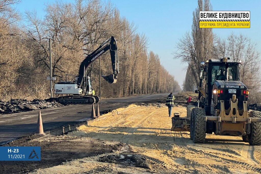 На Дніпропетровщині побудують та оновлять 387 кілометрів автодоріг, – облавтодор