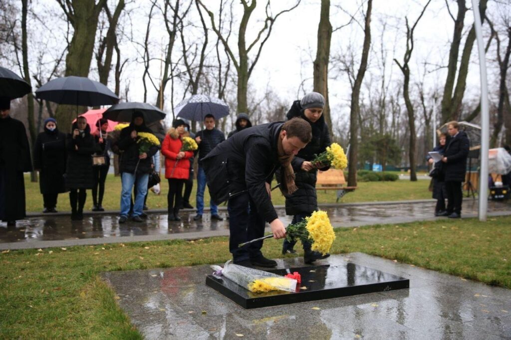 У Дніпрі вшанували пам’ять жертв голодоморів