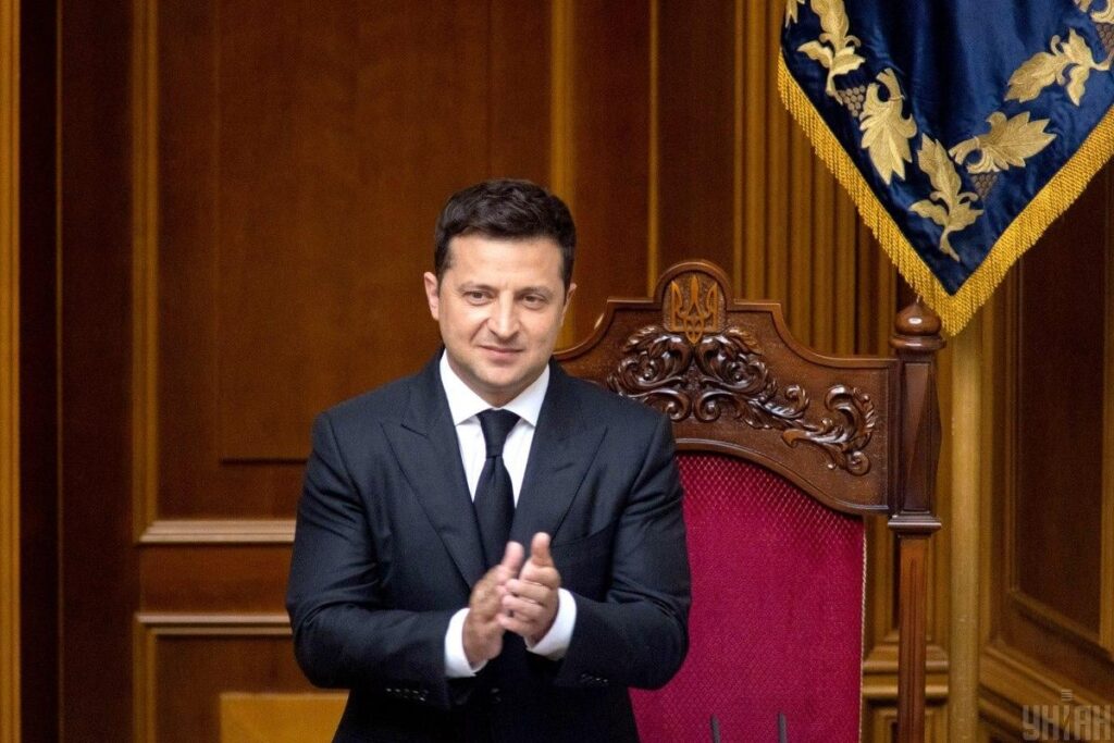 Зеленський хоче дострокових виборів?