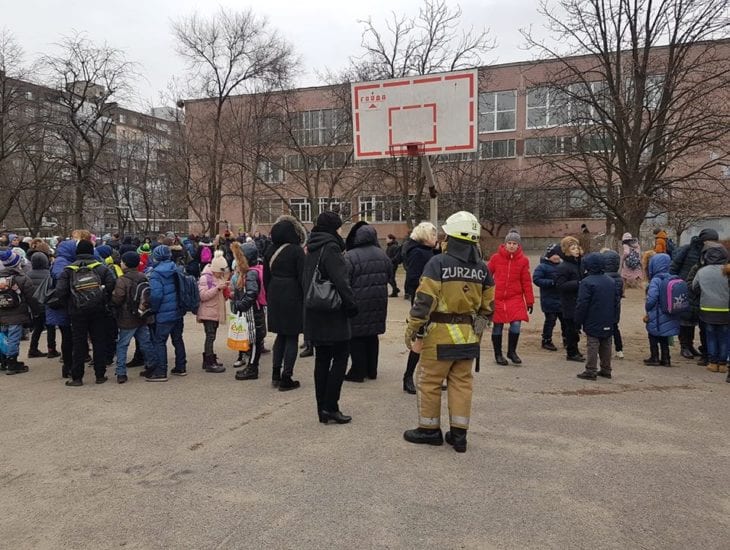 На Дніпропетровщині знову “замінували” школу