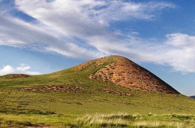 На Дніпропетровщині прокуратура вимагає визнати 26 об’єктів культурної спадщини
