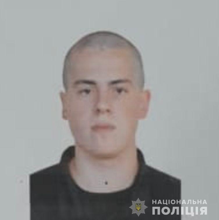 У Дніпрі розшукують військовослужбовця, який розстріляв товаришів (оновлено)