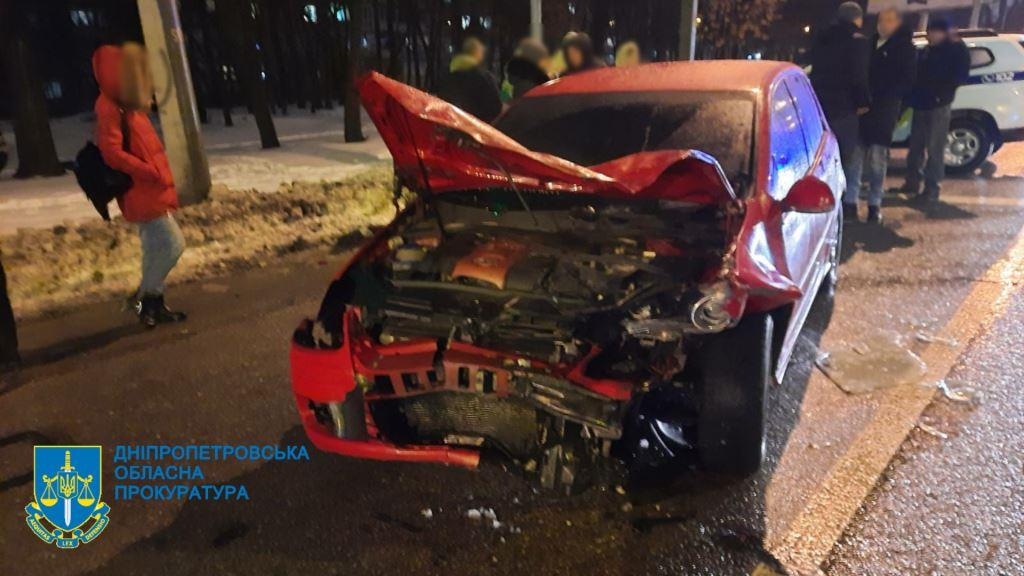 У Дніпрі чоловік напідпитку влаштував жахливе ДТП: його взято під варту
