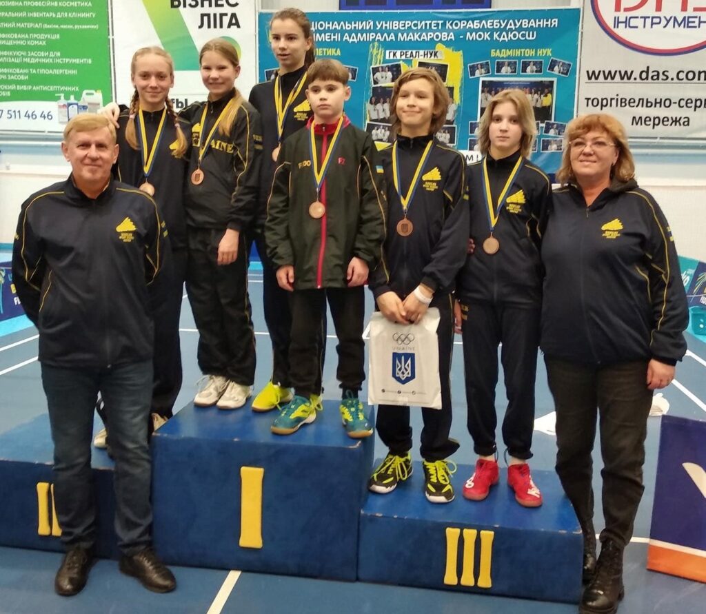 Дніпровські бадмінтоністи здобули 9 медалей на чемпіонаті України