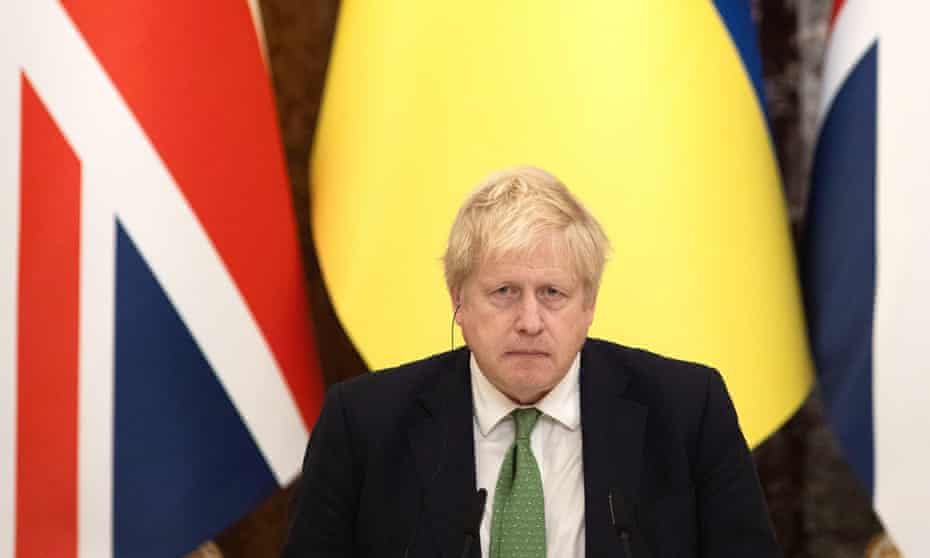 Премьер-министр Великобритании созвал экстренное совещание НАТО из-за ситуации в Украине
